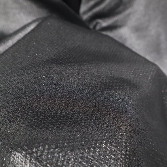 Maja Metallic Top Womens 2 Silver Futurustic Edgy Elegant Glamorous Minimalist - Picture 12 of 16